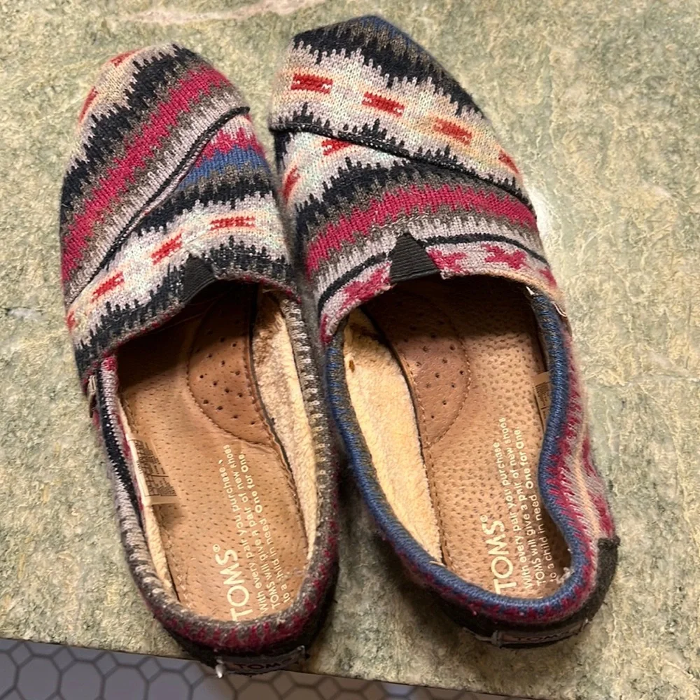 TOMS - Picture 1 of 1